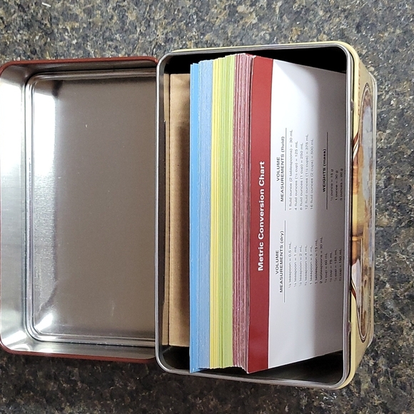 Hershey Recipe Box with Recipe Cards - Picture 7 of 12